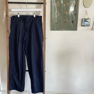 Zara crop leg navy trousers. Never worn and looking for a new home